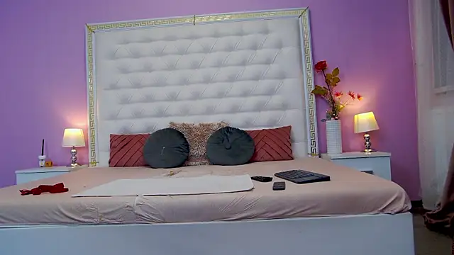 Lenna Paul online show from September 29, 4:08 am