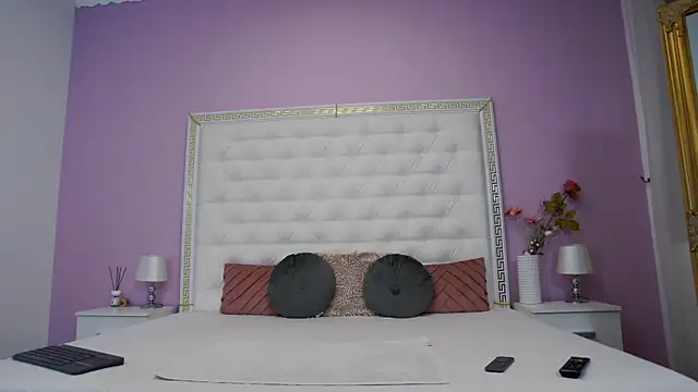 Lenna Paul online show from January 10, 4:52 am