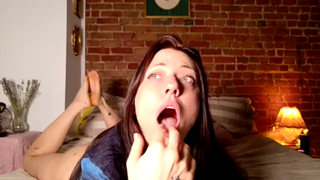 MaeDaybaby online show from November 26, 2:28 pm