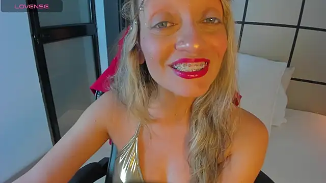 emma collson online show from September 19, 2:48 am