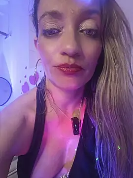 emma collson online show from March 8, 2:04 am