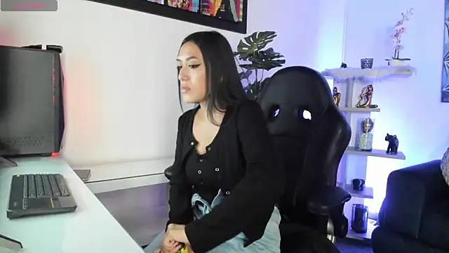 Snapshot of BaphyBaby chatting on November 5, 7:17 pm BaphyBaby online show from November 5, 7:17 pm