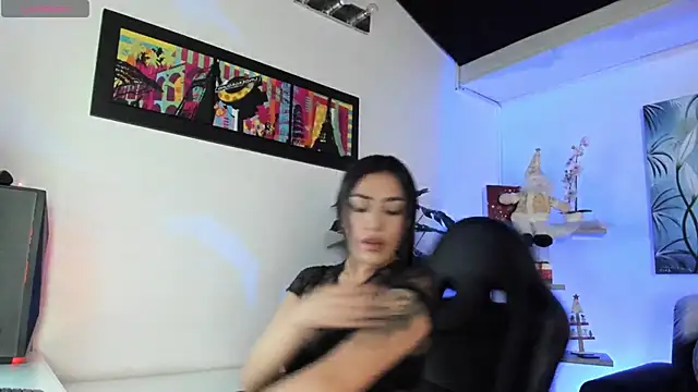 Snapshot of BaphyBaby chatting on December 2, 7:04 pm BaphyBaby online show from December 2, 7:04 pm