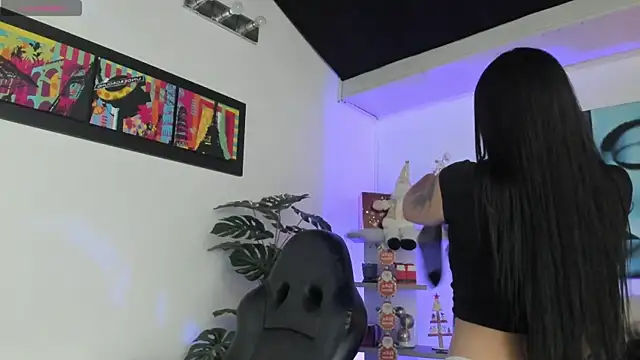 Snapshot of BaphyBaby chatting on December 3, 7:13 pm BaphyBaby online show from December 3, 7:13 pm