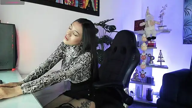 Snapshot of BaphyBaby chatting on November 21, 7:13 pm BaphyBaby online show from November 21, 7:13 pm