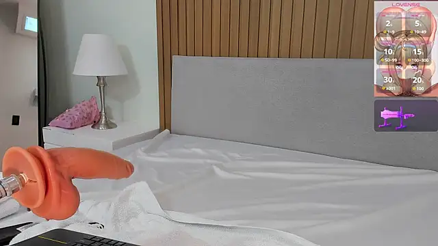 dazhia lee online show from October 29, 8:08 pm