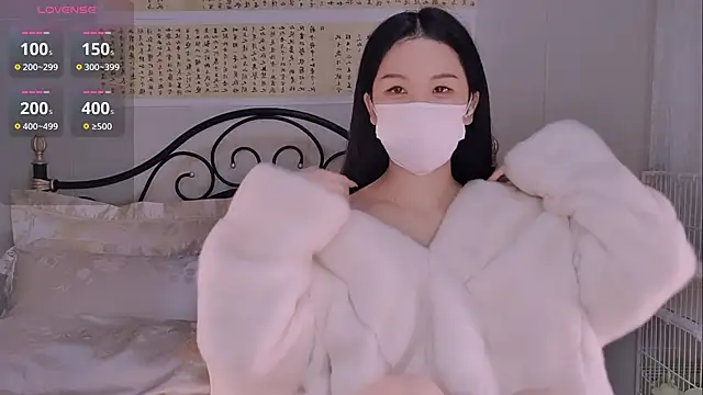 BingLin- online show from November 14, 8:45 pm