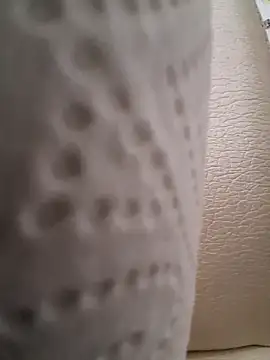 Snapshot of 510915asi chatting on February 13, 8:25 am 510915asi online show from February 13, 8:25 am