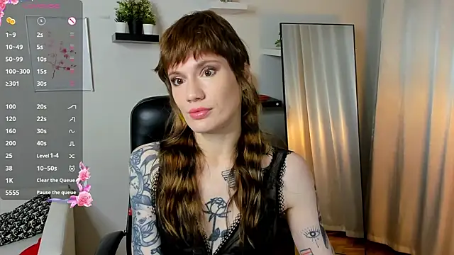 Snapshot of Fog_Foggy_Love chatting on September 28, 8:49 pm Fog Foggy Love online show from September 28, 8:49 pm