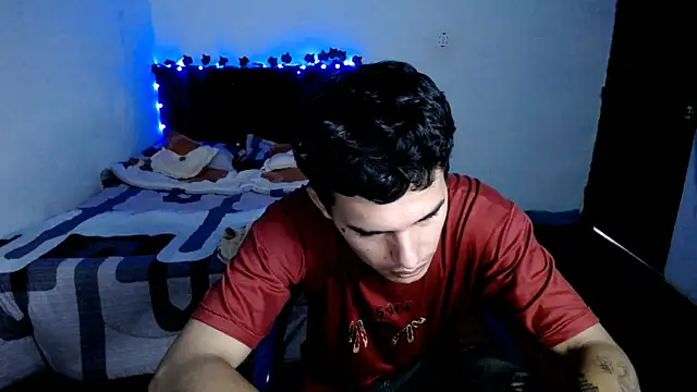 Snapshot of freddy_romas chatting on September 24, 2:34 pm freddy romas online show from September 24, 2:34 pm