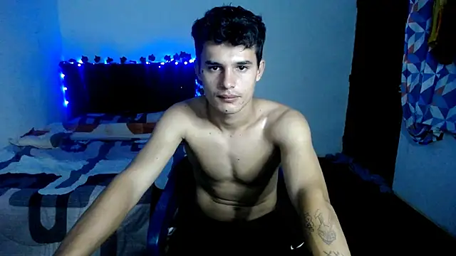 Snapshot of freddy_romas chatting on September 27, 11:55 pm freddy romas online show from September 27, 11:55 pm