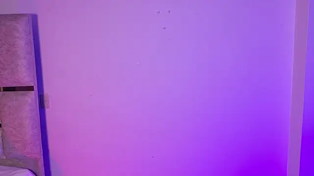 anietorres online show from March 18, 11:59 pm