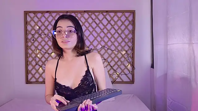 anietorres online show from April 23, 8:21 pm