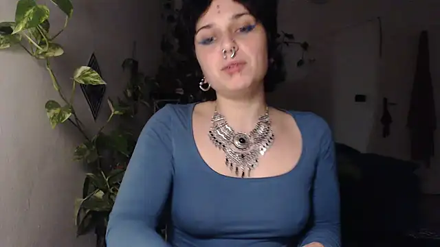 Snapshot of kinkyspirali chatting on January 17, 11:30 pm kinkyspirali online show from January 17, 11:30 pm