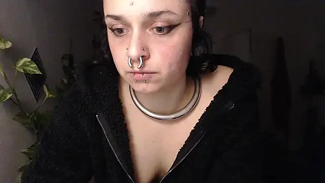 Snapshot of kinkyspirali chatting on February 23, 9:26 pm kinkyspirali online show from February 23, 9:26 pm