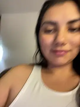 Snapshot of Lili-52 chatting on March 13, 7:28 pm Lili-52 online show from March 13, 7:28 pm