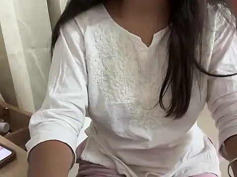 Pie066  online show from November 16, 2:33 pm