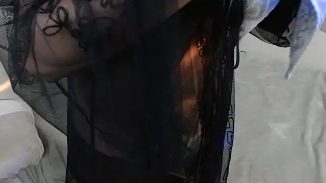 mysterymel online show from December 3, 11:04 pm