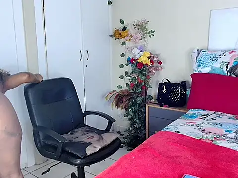 Snapshot of SexyWildLavender chatting on November 27, 7:31 am SexyWildLavender online show from November 27, 7:31 am