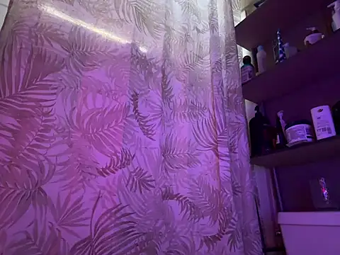 TheeGoddessAset online show from March 12, 1:03 am