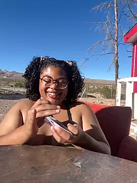 TheeGoddessAset online show from October 1, 11:19 pm