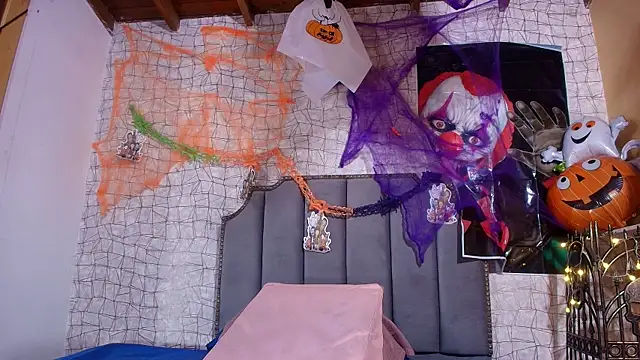 luce williams online show from October 7, 7:15 pm