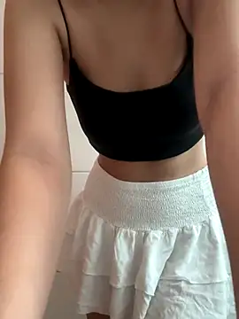 Pinkoficial online show from September 13, 4:18 pm