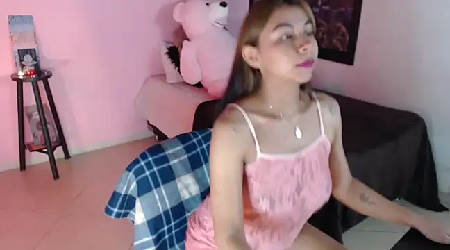 selene gils online show from February 19, 11:04 pm