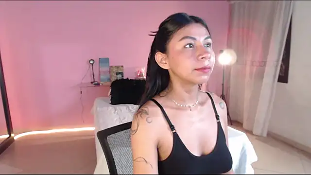 selene gils online show from June 10, 6:53 pm