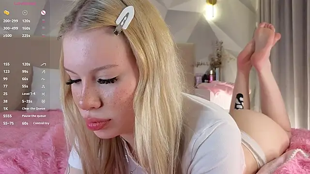 ZaraDudley online show from February 27, 7:35 pm