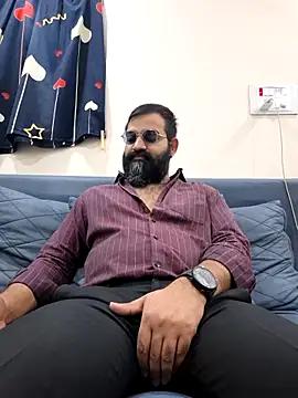 Fun Guuy online show from February 8, 2:15 pm