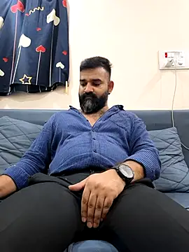Fun Guuy online show from May 13, 3:24 am