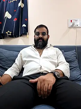 Fun Guuy online show from February 3, 2:53 am