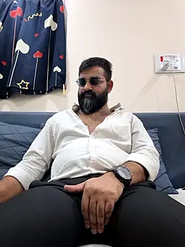 Fun Guuy online show from April 8, 3:52 am