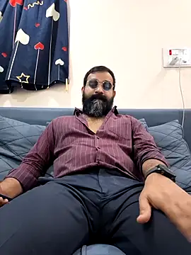 Fun Guuy online show from February 13, 5:51 am