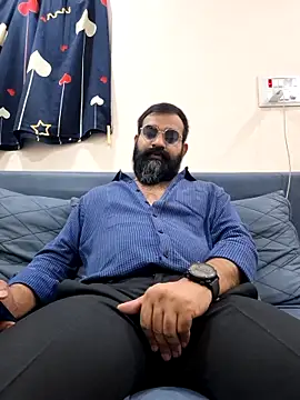 Fun Guuy online show from February 4, 5:52 pm