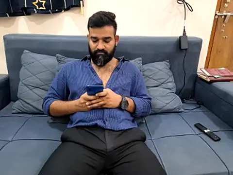 Fun Guuy online show from October 31, 8:00 am