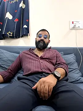 Fun Guuy online show from January 13, 5:00 am