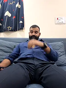 Fun Guuy online show from December 15, 3:18 pm