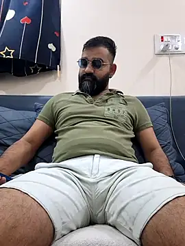 Fun Guuy online show from March 6, 7:09 pm