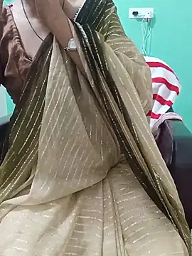 Snapshot of Saroj-Shah chatting on May 11, 2:45 pm Saroj-Shah online show from May 11, 2:45 pm