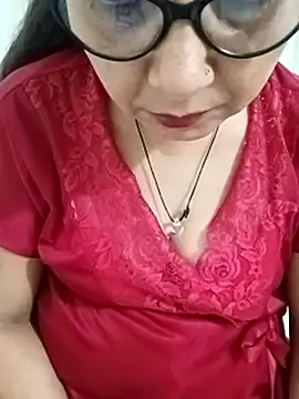 Snapshot of Saroj-Shah chatting on May 4, 7:28 pm Saroj-Shah online show from May 4, 7:28 pm