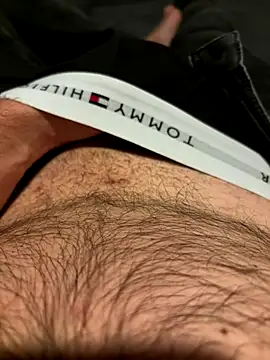 Snapshot of mrniceguy198 chatting on September 12, 8:41 pm mrniceguy198 online show from September 12, 8:41 pm