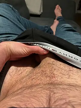 mrniceguy198 online show from February 11, 9:25 pm