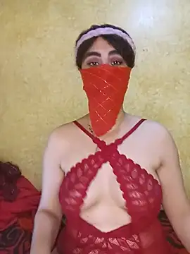Lalou online show from December 7, 6:43 pm