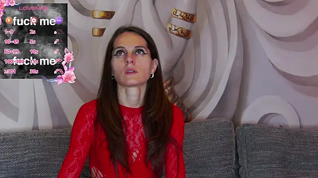 hailey peach online show from October 17, 4:53 pm