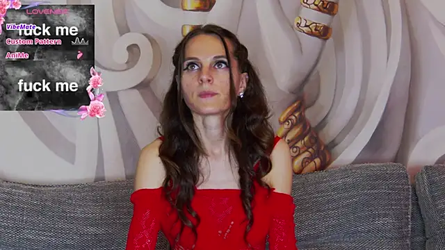 hailey peach online show from November 3, 6:11 pm