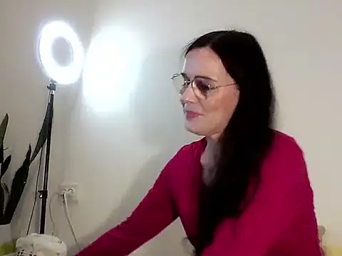 ButterflyJill online show from February 11, 7:08 am