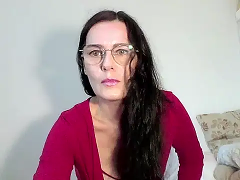 Snapshot of ButterflyJill chatting on October 4, 10:39 am ButterflyJill online show from October 4, 10:39 am
