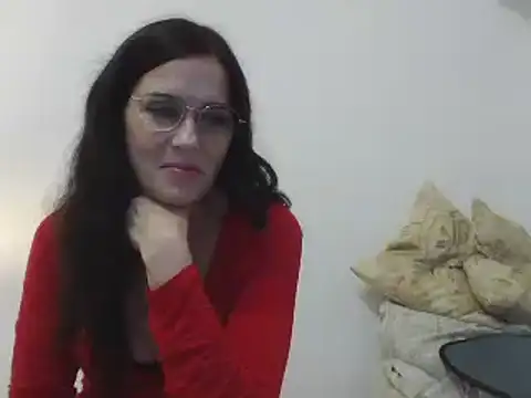 Snapshot of ButterflyJill chatting on January 29, 1:05 am ButterflyJill online show from January 29, 1:05 am